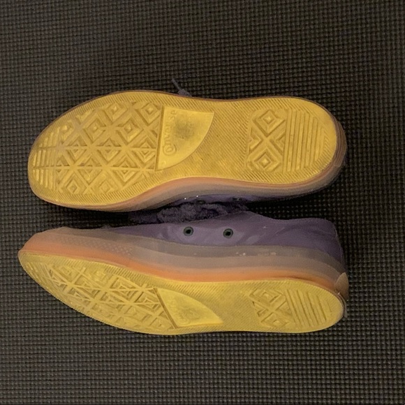 JW anderson x Converse collab low tops. - Picture 3 of 4